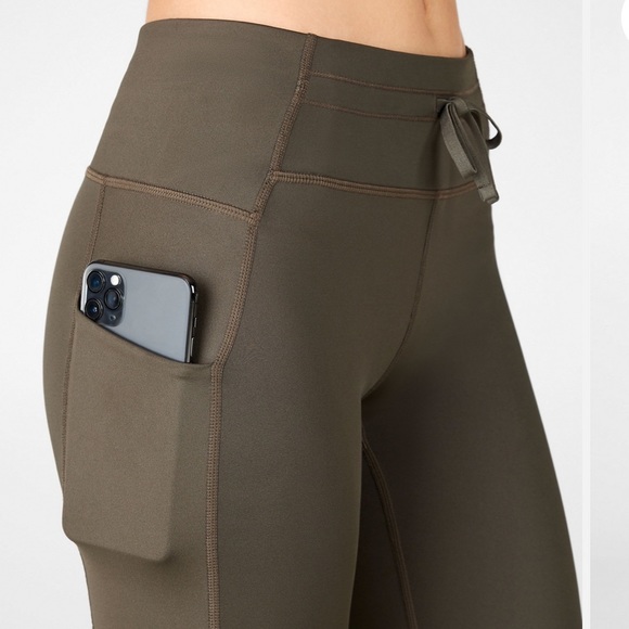 Mid-Rise Ultracool Shine-Panel legging - Picture 1 of 7